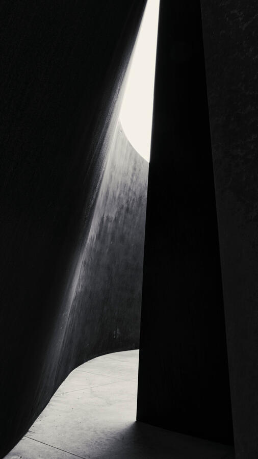 Stanford Sierra Sculpture Canyon Light BW October 2025